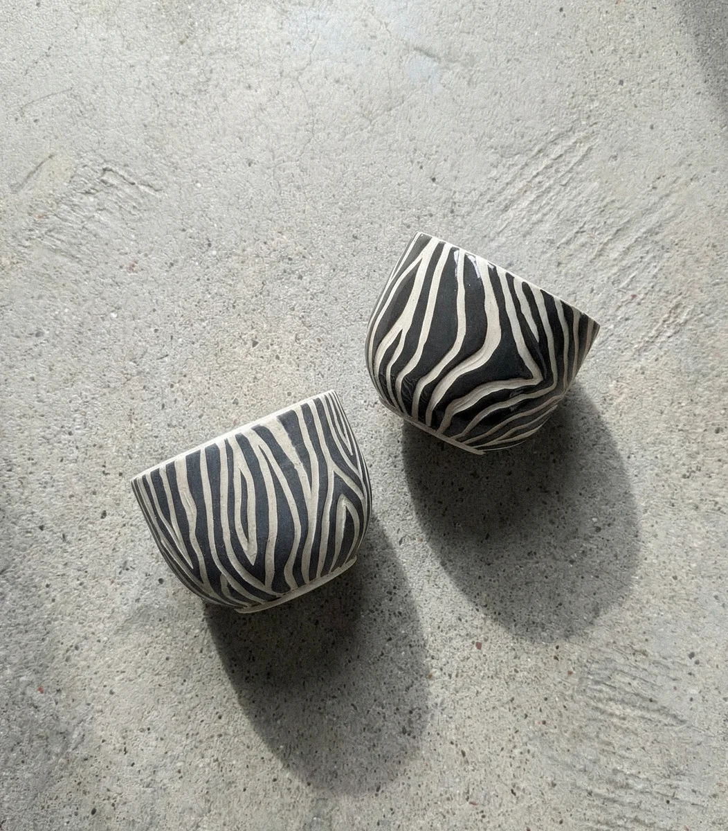 ZEBRA LOVE Becher (rund)